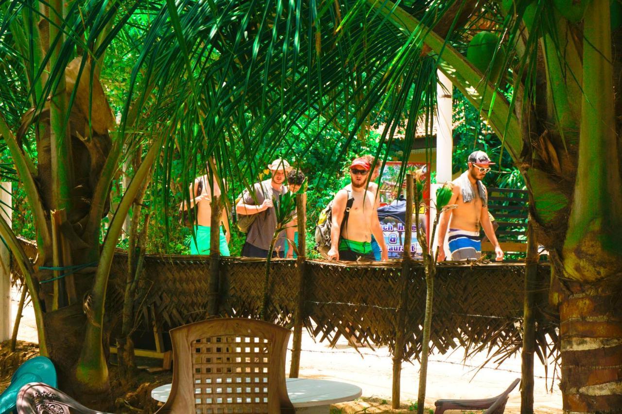 Panorama Rock Cafe Bed and Breakfast Tangalle Buitenkant foto